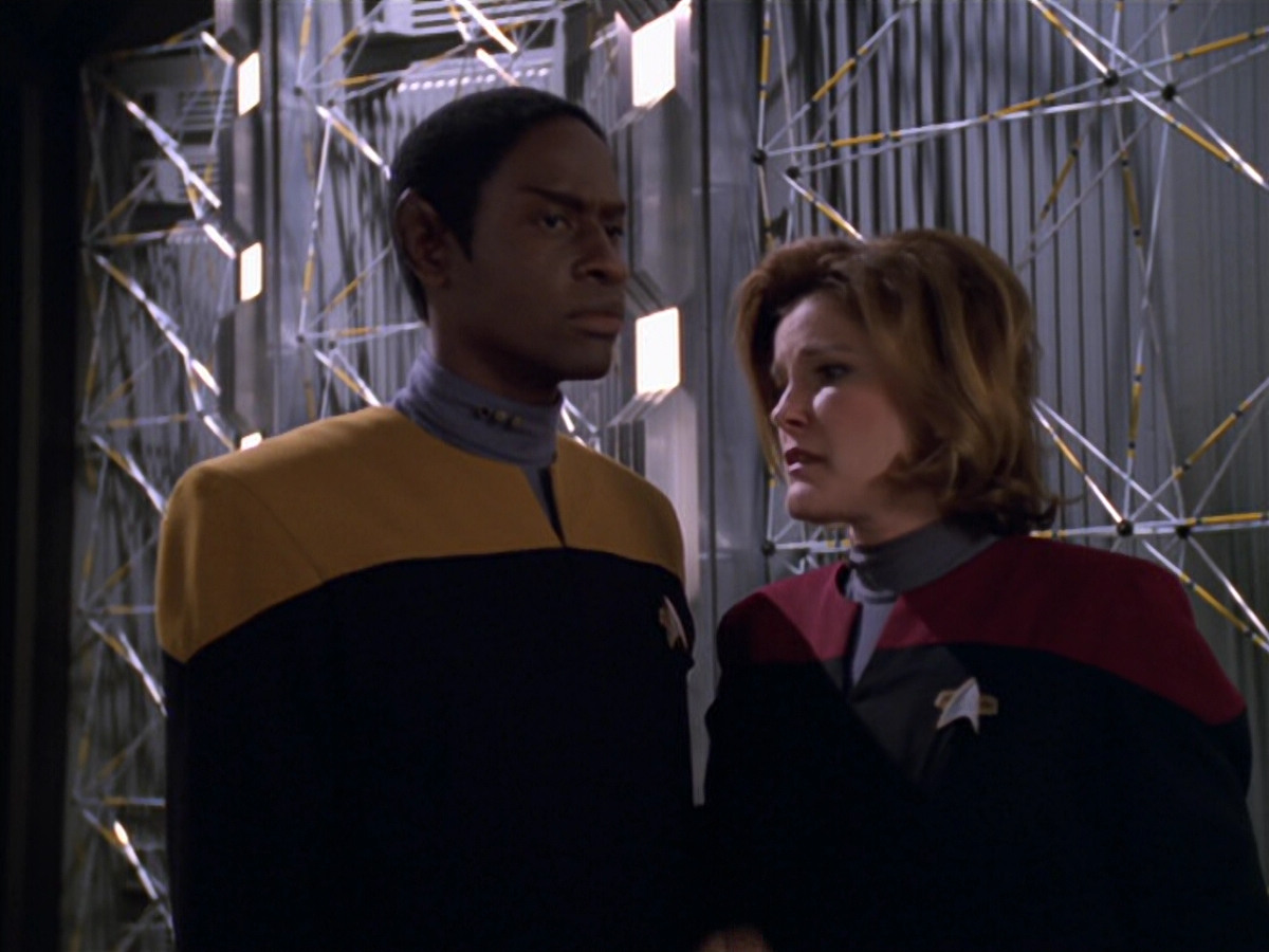extant_StarTrek_VOY_5x11-LatentImage_03426.jpg