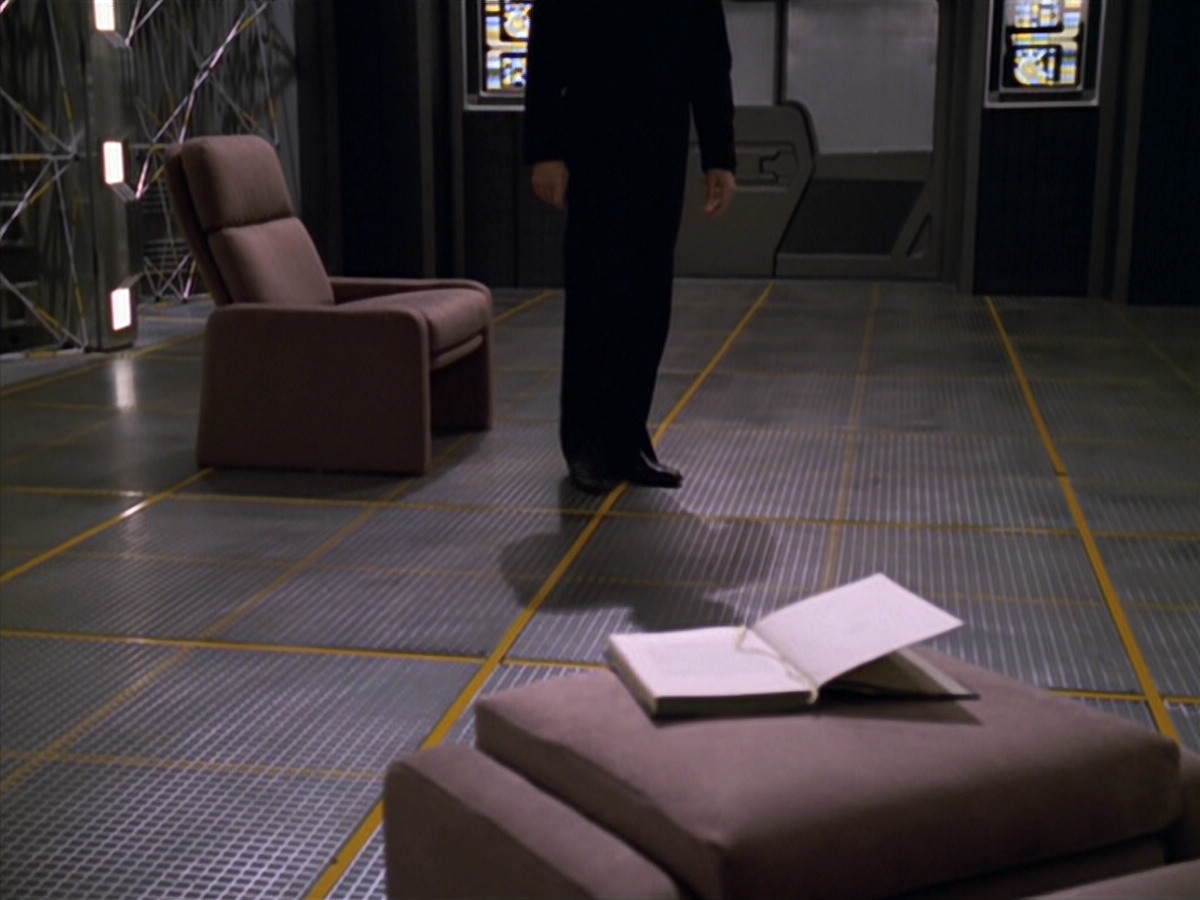extant_StarTrek_VOY_5x11-LatentImage_03738.jpg