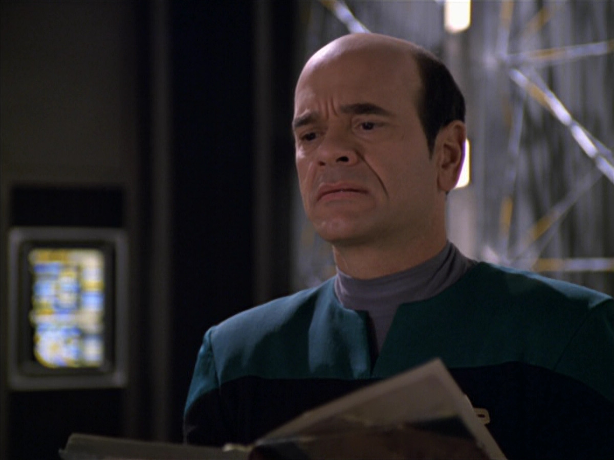 extant_StarTrek_VOY_5x11-LatentImage_03793.jpg