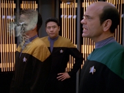 extant_StarTrek_VOY_5x11-LatentImage_00203.jpg