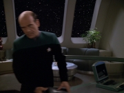 extant_StarTrek_VOY_5x11-LatentImage_00543.jpg