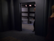 extant_StarTrek_VOY_5x11-LatentImage_00550.jpg