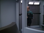 extant_StarTrek_VOY_5x11-LatentImage_00687.jpg