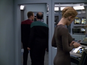 extant_StarTrek_VOY_5x11-LatentImage_01657.jpg