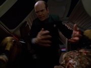 extant_StarTrek_VOY_5x11-LatentImage_02349.jpg