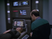 extant_StarTrek_VOY_5x11-LatentImage_02476.jpg