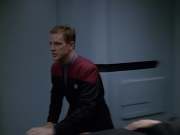 extant_StarTrek_VOY_5x11-LatentImage_02497.jpg