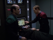 extant_StarTrek_VOY_5x11-LatentImage_02512.jpg