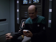 extant_StarTrek_VOY_5x11-LatentImage_02522.jpg
