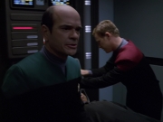 extant_StarTrek_VOY_5x11-LatentImage_02537.jpg