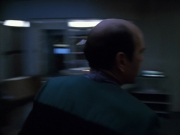 extant_StarTrek_VOY_5x11-LatentImage_02539.jpg