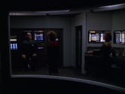 extant_StarTrek_VOY_5x11-LatentImage_02652.jpg