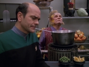extant_StarTrek_VOY_5x11-LatentImage_02776.jpg