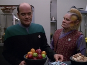 extant_StarTrek_VOY_5x11-LatentImage_02801.jpg