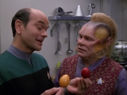 extant_StarTrek_VOY_5x11-LatentImage_02831.jpg