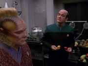 extant_StarTrek_VOY_5x11-LatentImage_02844.jpg