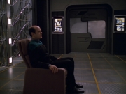 extant_StarTrek_VOY_5x11-LatentImage_03330.jpg