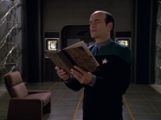 Filename=extant_StarTrek_VOY_5x11-LatentImage_03759.jpg
Filesize=152KiB
Dimensions=1200x900
Date added=Nov 12, 2019 extant_StarTrek_VOY_5x11-LatentImage_03759.jpg