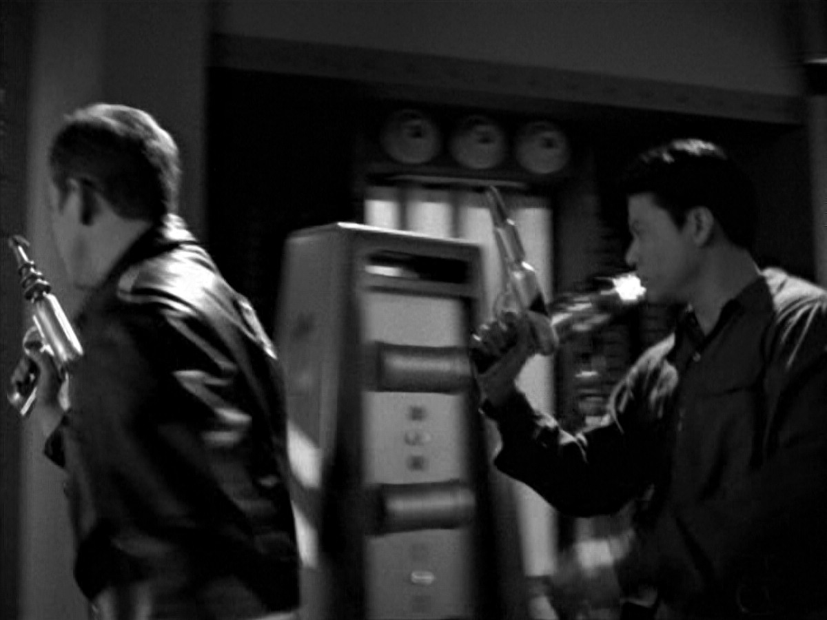 extant_StarTrek_VOY_5x12-BrideOfChaotica_00033.jpg