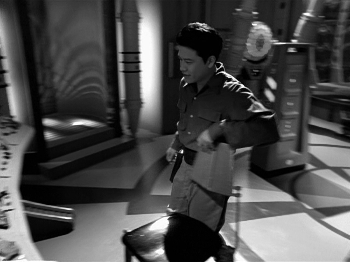 extant_StarTrek_VOY_5x12-BrideOfChaotica_00069.jpg