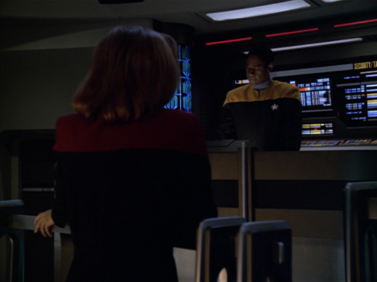 extant_StarTrek_VOY_5x12-BrideOfChaotica_00527.jpg