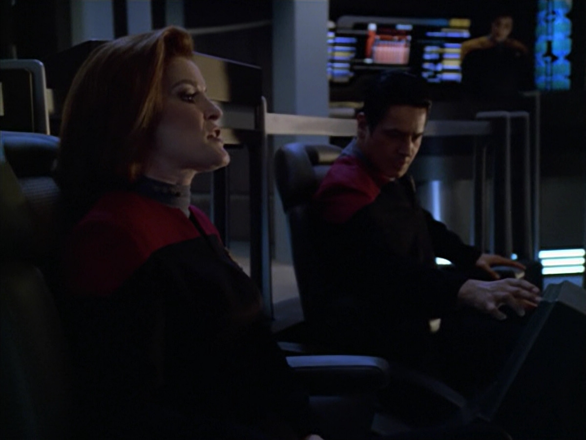 extant_StarTrek_VOY_5x12-BrideOfChaotica_00629.jpg
