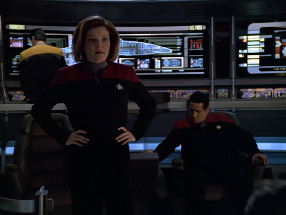 extant_StarTrek_VOY_5x12-BrideOfChaotica_00651.jpg