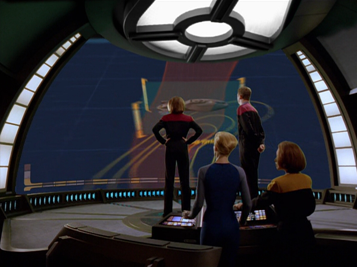 extant_StarTrek_VOY_5x12-BrideOfChaotica_00714.jpg