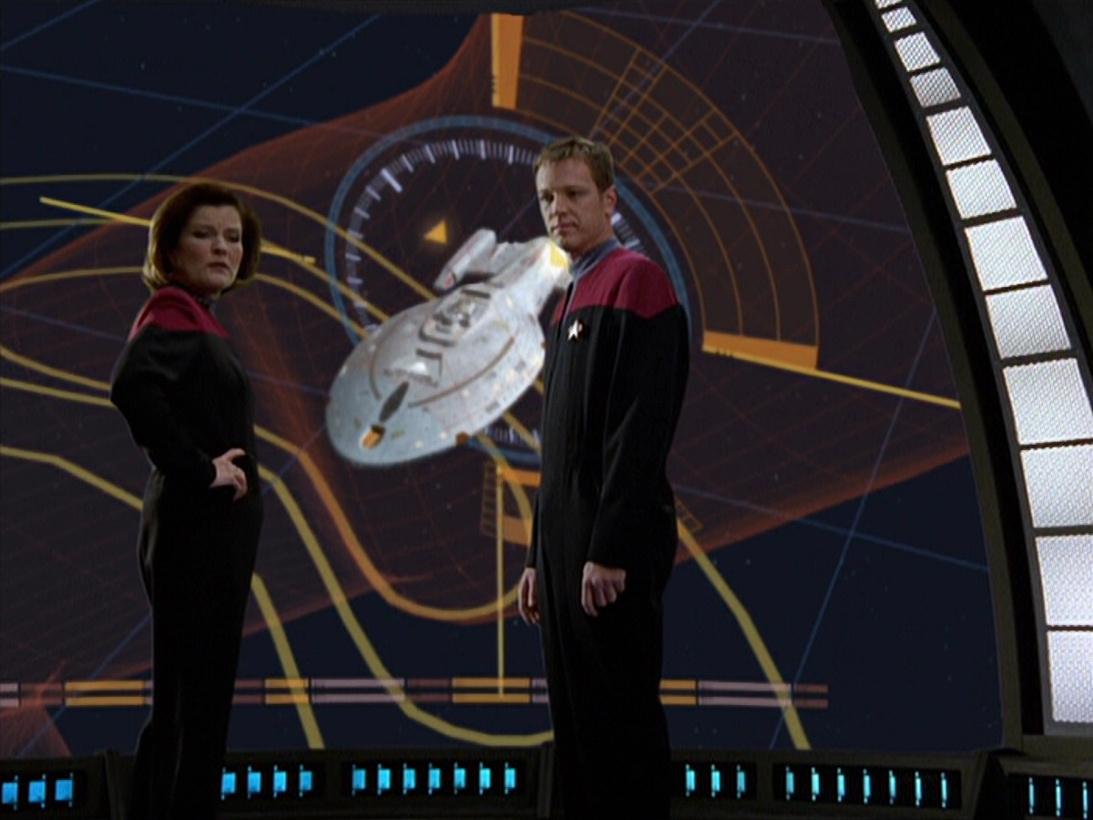 extant_StarTrek_VOY_5x12-BrideOfChaotica_00740.jpg