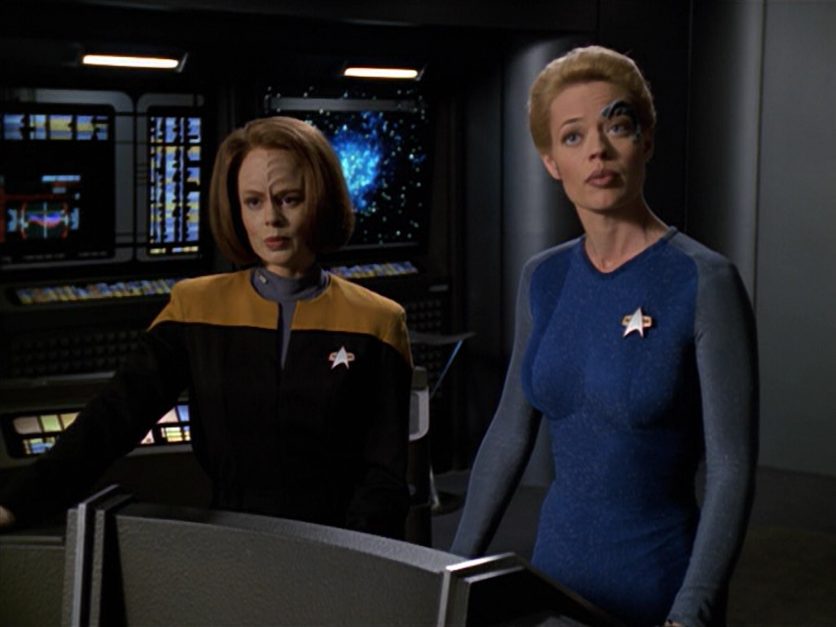 extant_StarTrek_VOY_5x12-BrideOfChaotica_00747.jpg