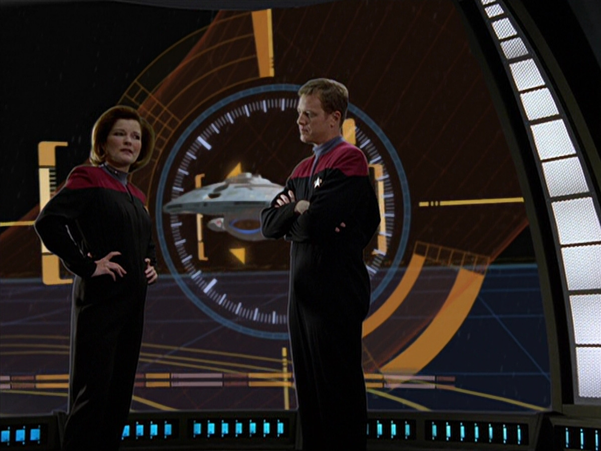 extant_StarTrek_VOY_5x12-BrideOfChaotica_00777.jpg
