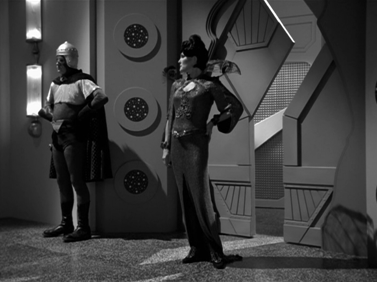extant_StarTrek_VOY_5x12-BrideOfChaotica_02508.jpg