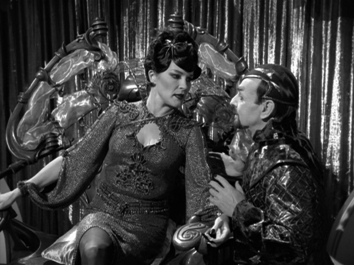 extant_StarTrek_VOY_5x12-BrideOfChaotica_02734.jpg