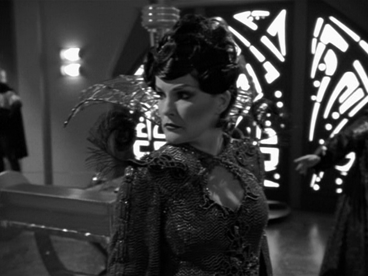 extant_StarTrek_VOY_5x12-BrideOfChaotica_03245.jpg