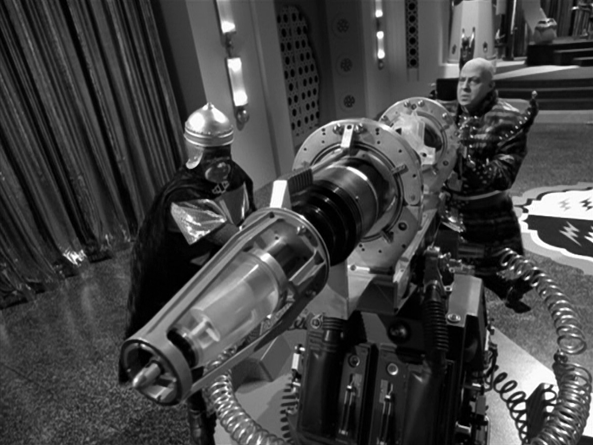 extant_StarTrek_VOY_5x12-BrideOfChaotica_03334.jpg