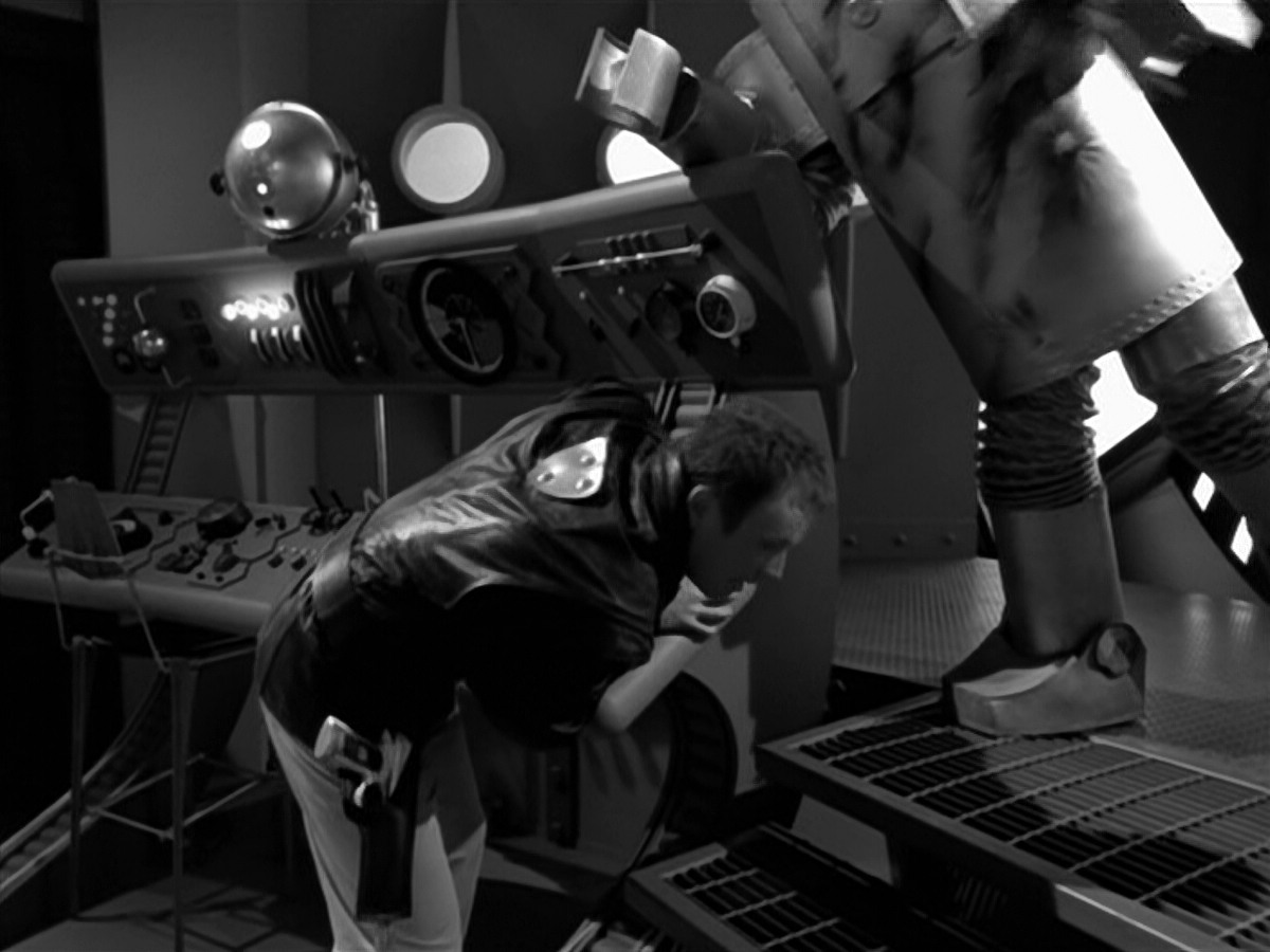 extant_StarTrek_VOY_5x12-BrideOfChaotica_03340.jpg