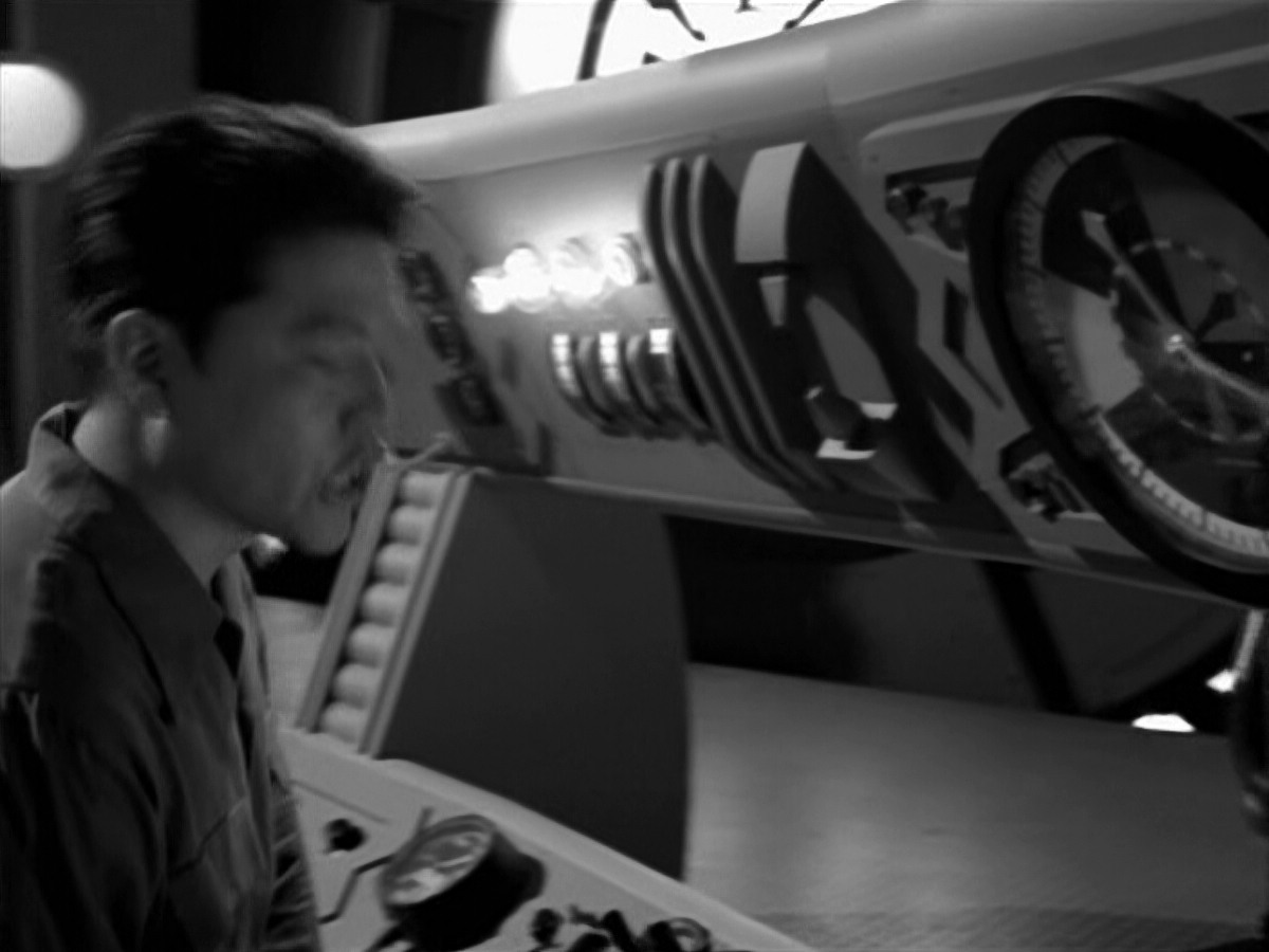 extant_StarTrek_VOY_5x12-BrideOfChaotica_03372.jpg