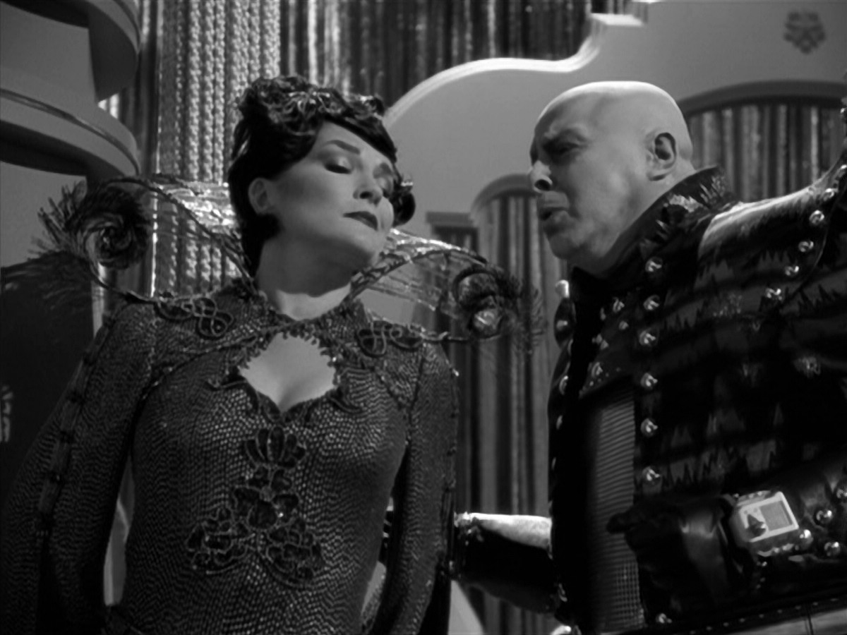 extant_StarTrek_VOY_5x12-BrideOfChaotica_03506.jpg