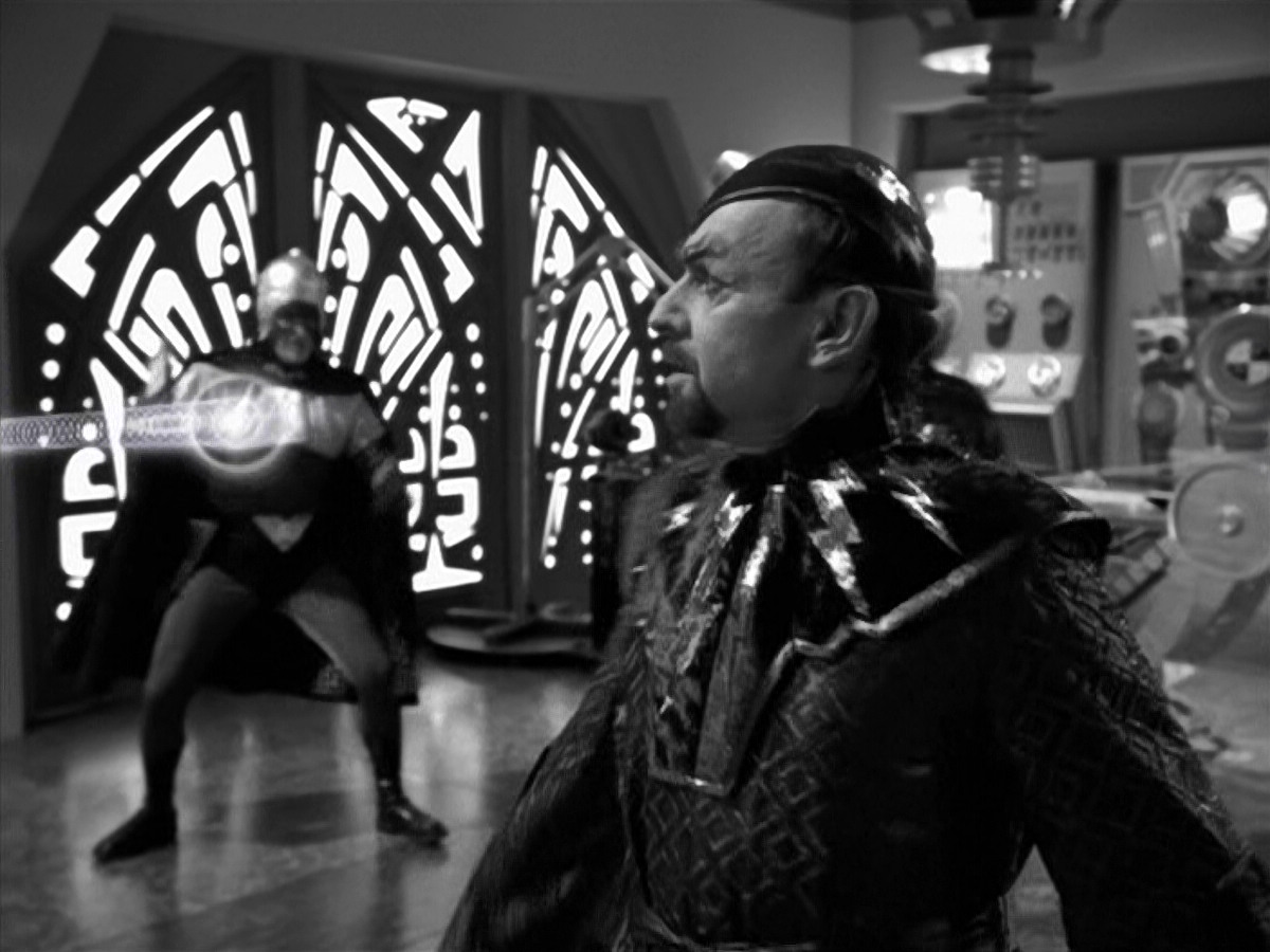 extant_StarTrek_VOY_5x12-BrideOfChaotica_03548.jpg