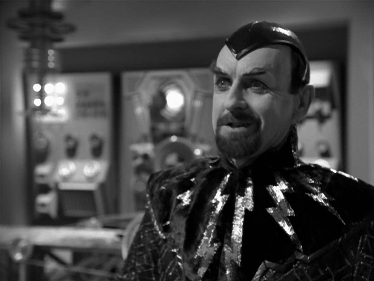 extant_StarTrek_VOY_5x12-BrideOfChaotica_03569.jpg
