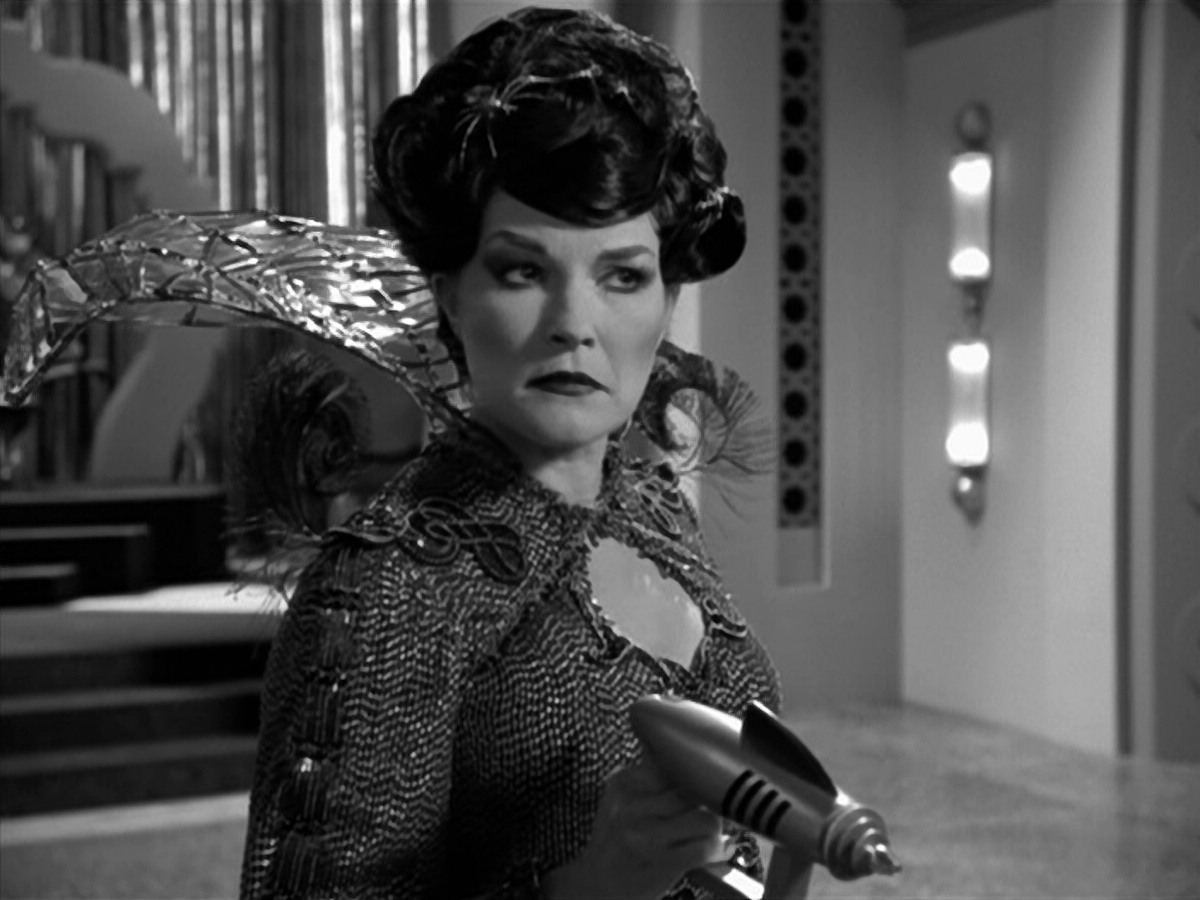 extant_StarTrek_VOY_5x12-BrideOfChaotica_03580.jpg