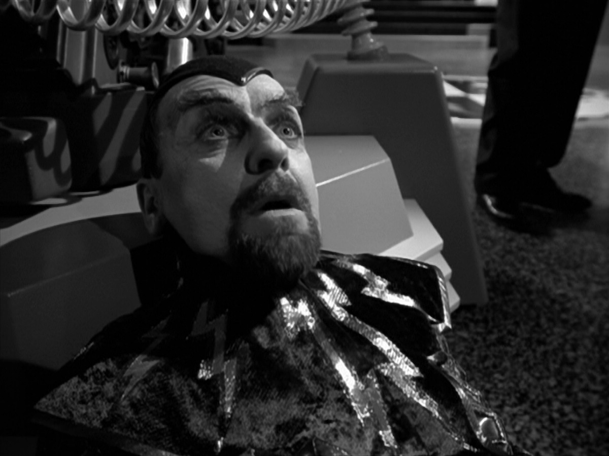 extant_StarTrek_VOY_5x12-BrideOfChaotica_03767.jpg