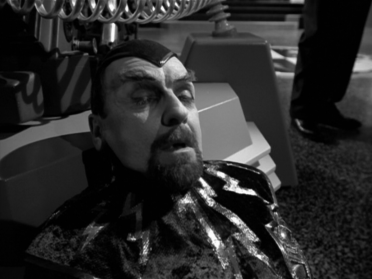 extant_StarTrek_VOY_5x12-BrideOfChaotica_03775.jpg