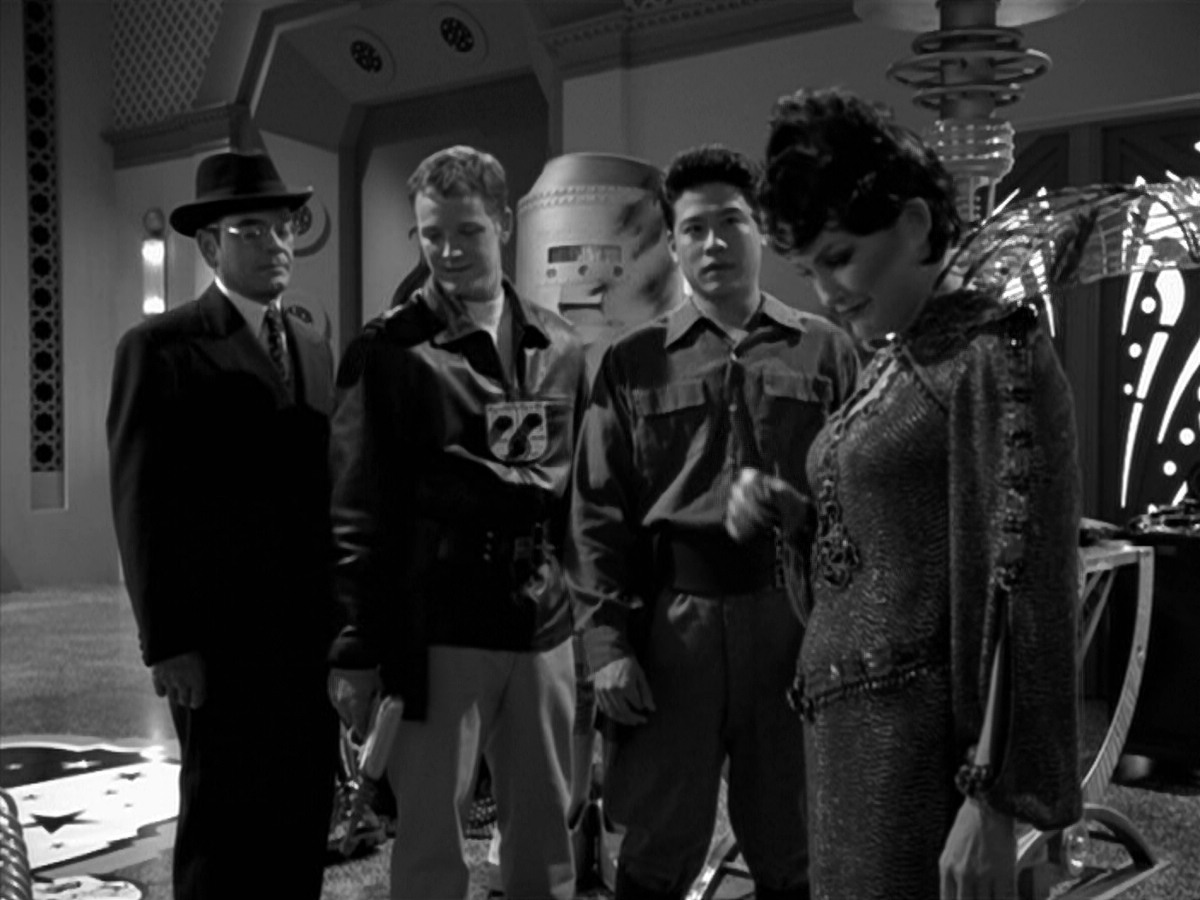 extant_StarTrek_VOY_5x12-BrideOfChaotica_03788.jpg