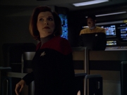 extant_StarTrek_VOY_5x12-BrideOfChaotica_00521.jpg