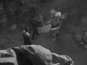 extant_StarTrek_VOY_5x12-BrideOfChaotica_01561.jpg