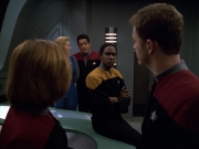 Filename=extant_StarTrek_VOY_5x12-BrideOfChaotica_01972.jpg
Filesize=146KiB
Dimensions=1200x900
Date added=Nov 12, 2019 extant_StarTrek_VOY_5x12-BrideOfChaotica_01972.jpg