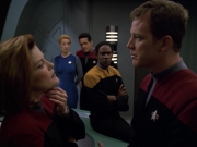 Filename=extant_StarTrek_VOY_5x12-BrideOfChaotica_01998.jpg
Filesize=155KiB
Dimensions=1200x900
Date added=Nov 12, 2019 extant_StarTrek_VOY_5x12-BrideOfChaotica_01998.jpg