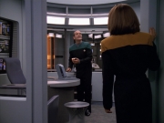 extant_StarTrek_VOY_5x12-BrideOfChaotica_02158.jpg