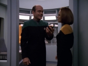 extant_StarTrek_VOY_5x12-BrideOfChaotica_02175.jpg